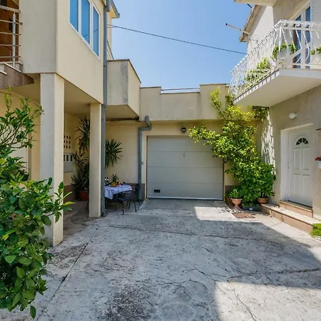 Apartment Sea Star Kastela